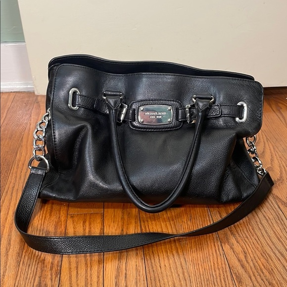 Michael Kors Hamilton Belted Satchel Black Pebbled Leather Large Handbag Purse - Picture 1 of 12